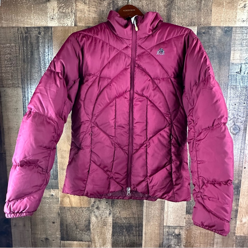 Nike ACG Women’s Puffer  Jacket Level 3 Size Large Quilted